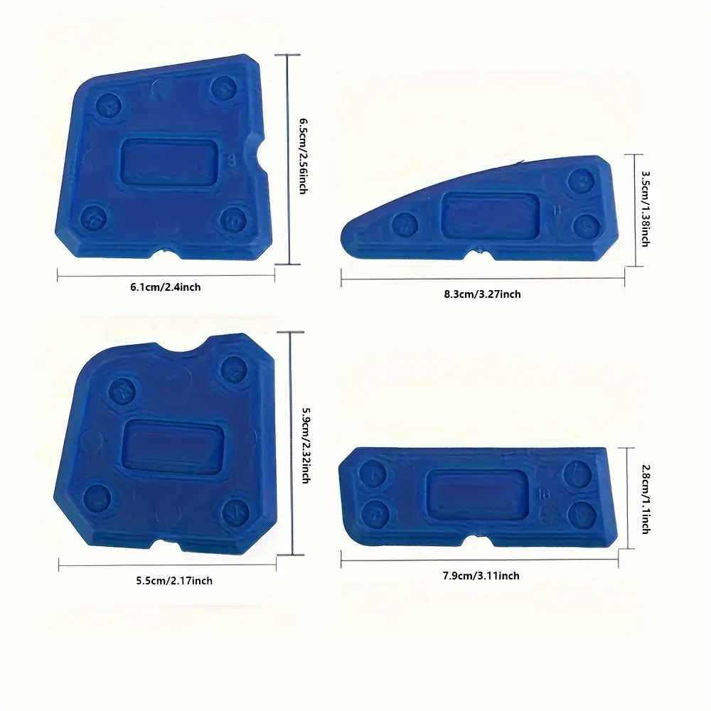Ensemble d'outils de calfeutrage présentés en détail