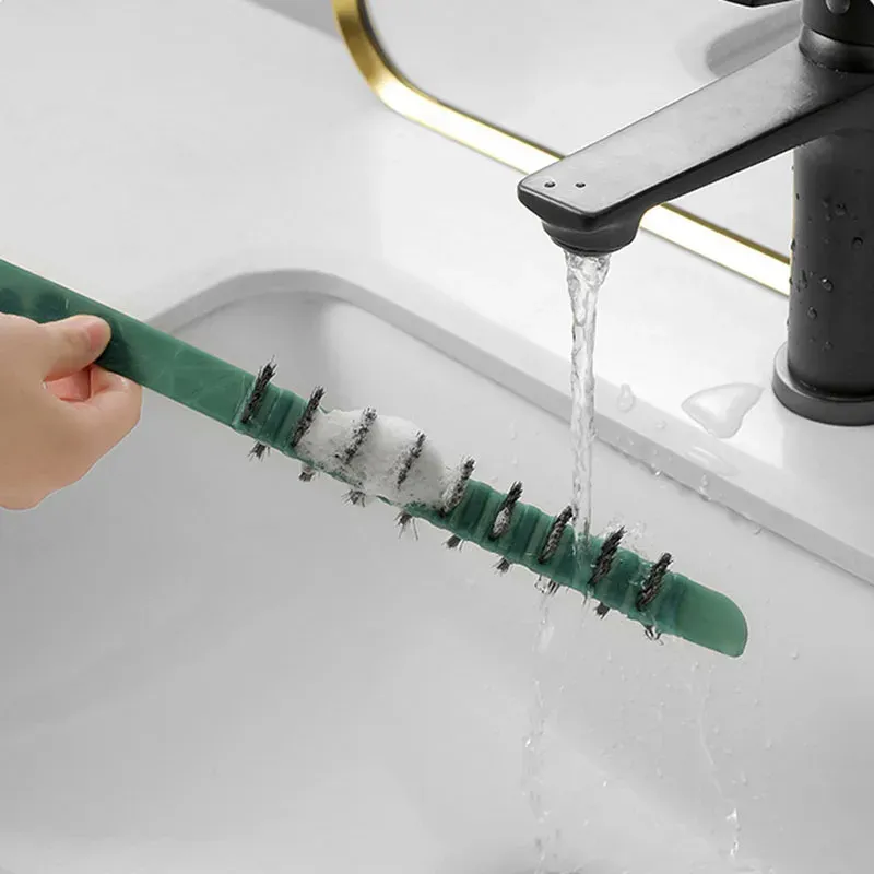 Brosse de nettoyage sous différents angles