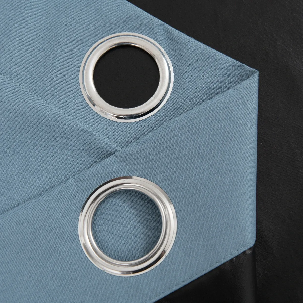 Rideau occultant pour salle de bain
