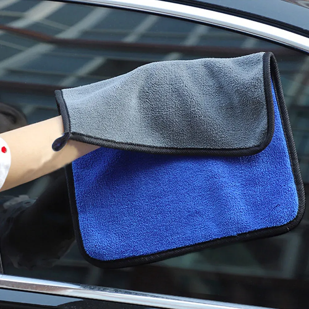 Serviette microfibre en situation d'entretien