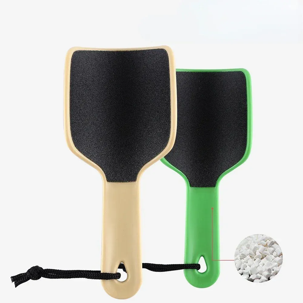 Râpe de pédicure portable en plastique pour le retrait des callosités et de la peau morte 4