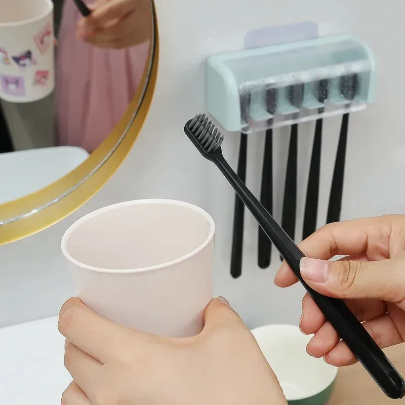 Porte-brosses à dents mural avec couvercle, 5 emplacements, sans perçage, auto-adhésif 5