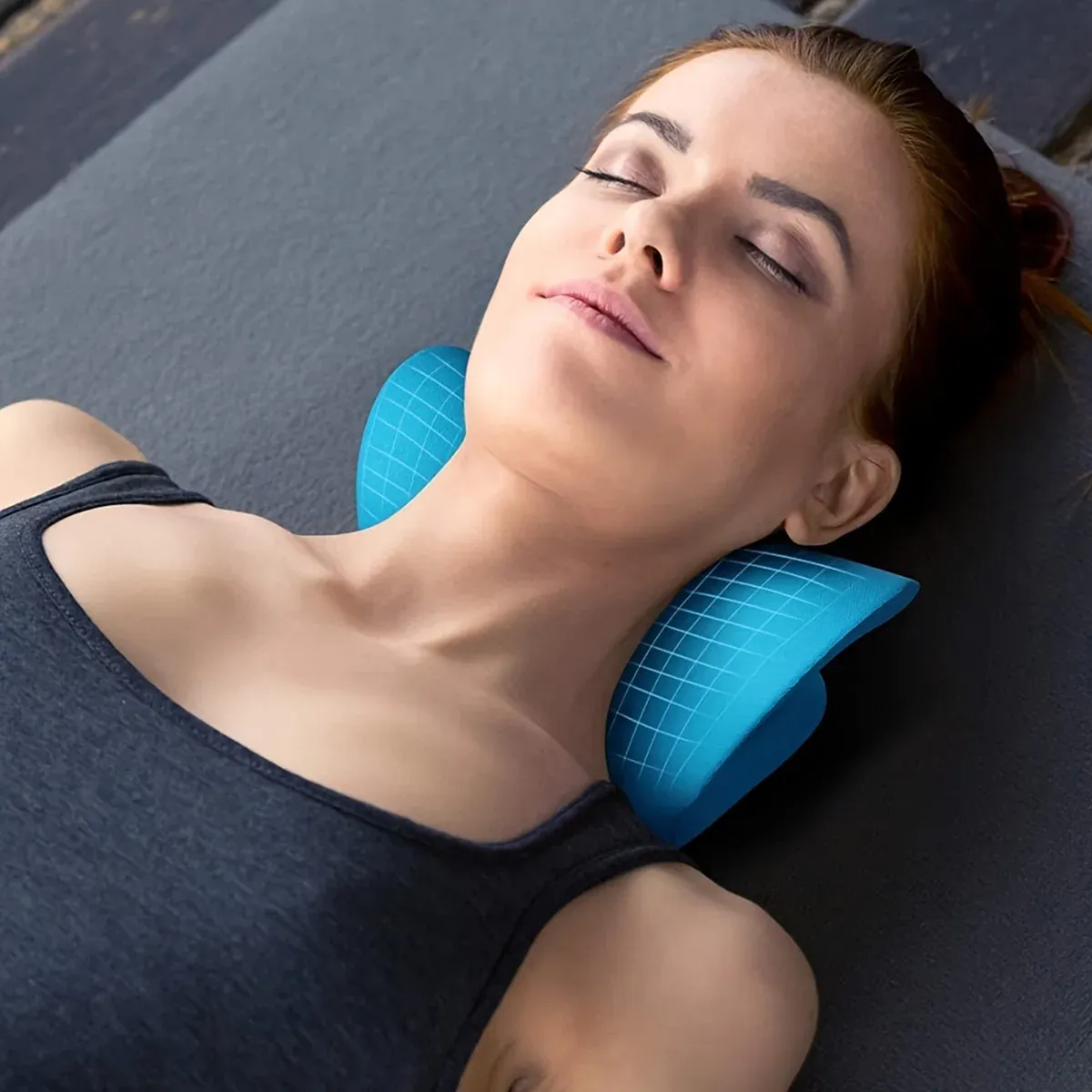 Appareil de traction cervicale relaxant pour le cou et les épaules, oreiller de rééducation pour dormeurs sur le côté, sur le dos et sur le ventre 2