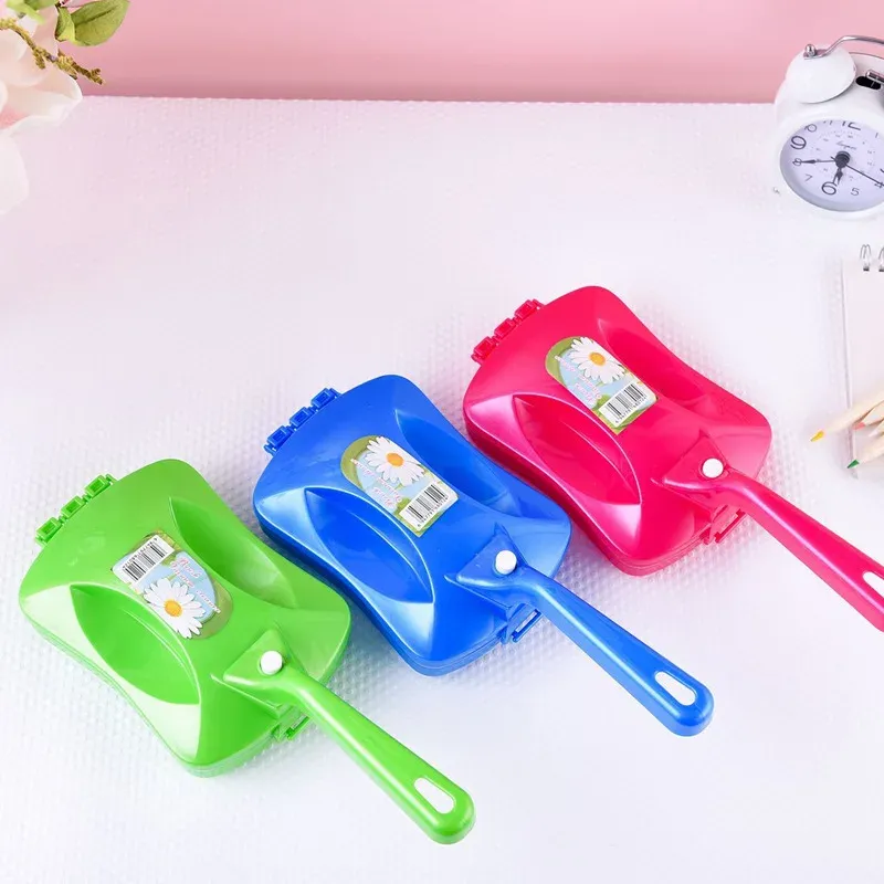 Brosse à miettes portable GOUGU pour lit, à poils d'animaux, tapis et canapé 4