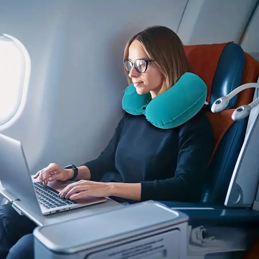 Coussin de nuque gonflable et portable, revêtement en flocage, facile à ranger et à gonfler, idéal pour les voyages, le camping et les déplacements professionnels 2