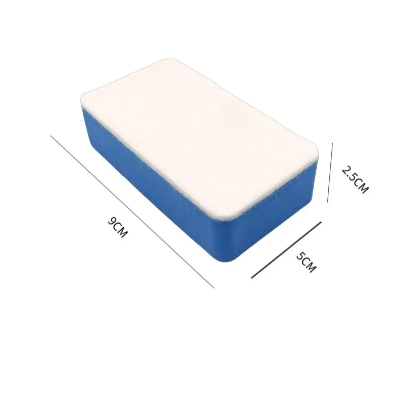 Éponge de nettoyage pour vitres en détail