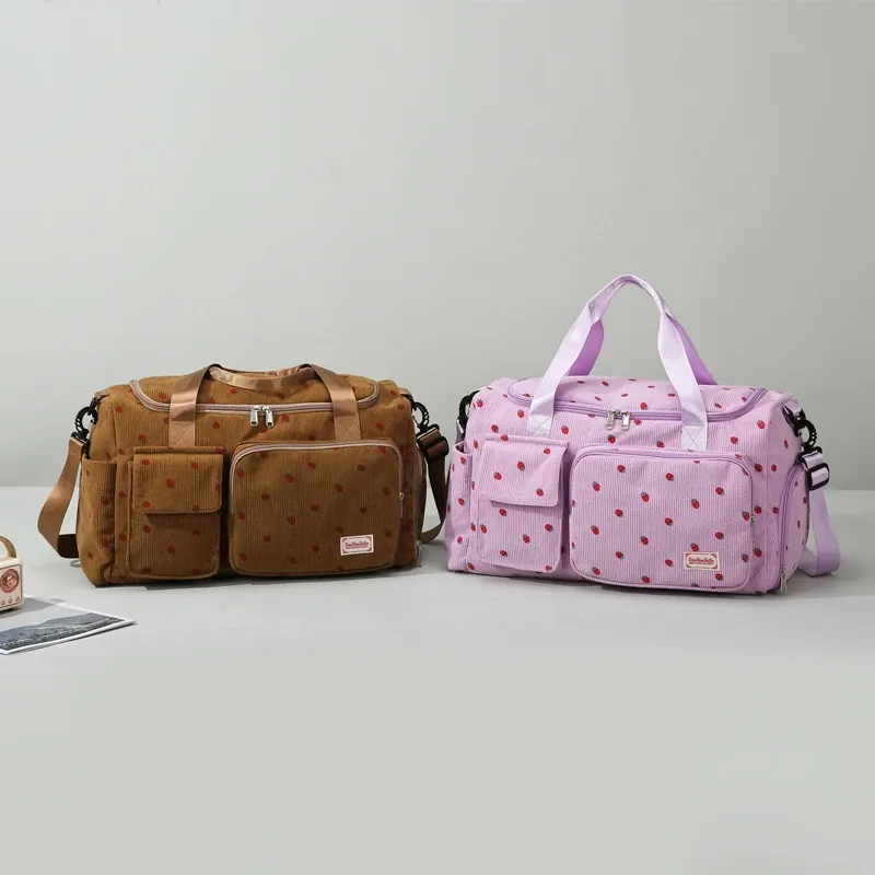 Sac en velours côtelé, détail de la texture