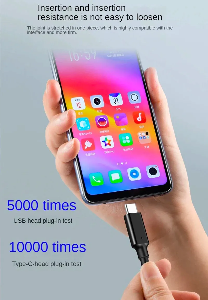 Câble USB connecté à un ordinateur portable