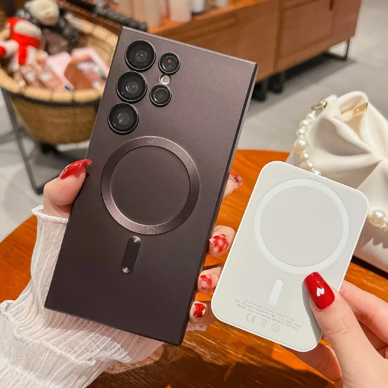 Vue d'ensemble de la coque de protection au design mat et épuré