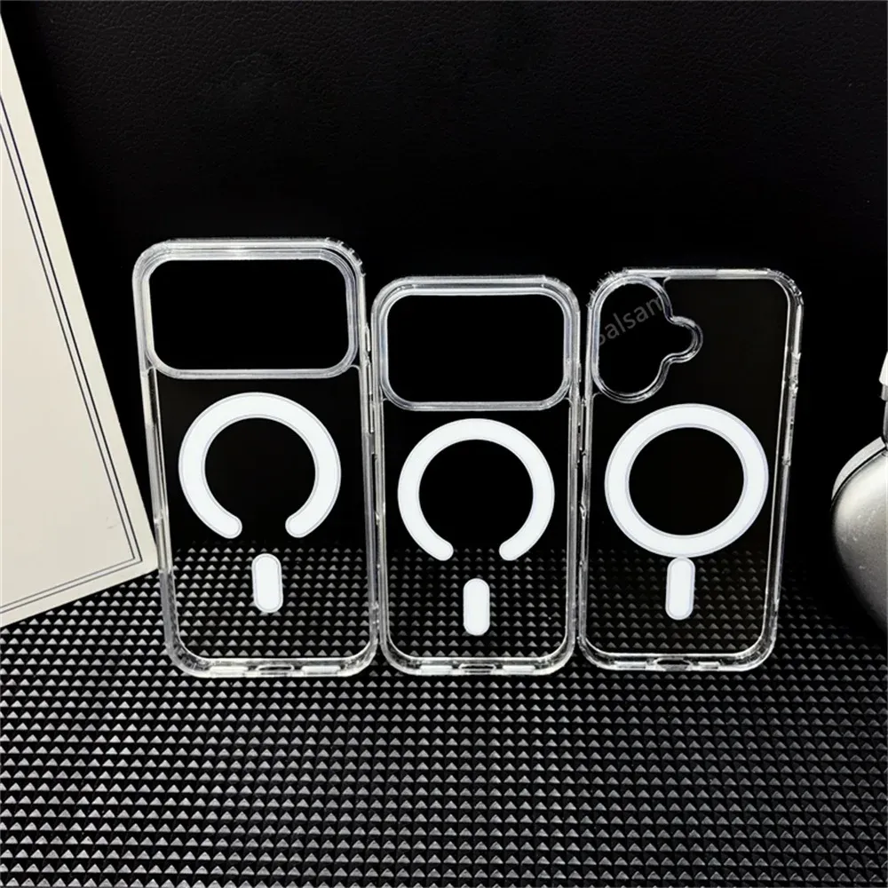 Coque transparente MagSafe sous différents angles