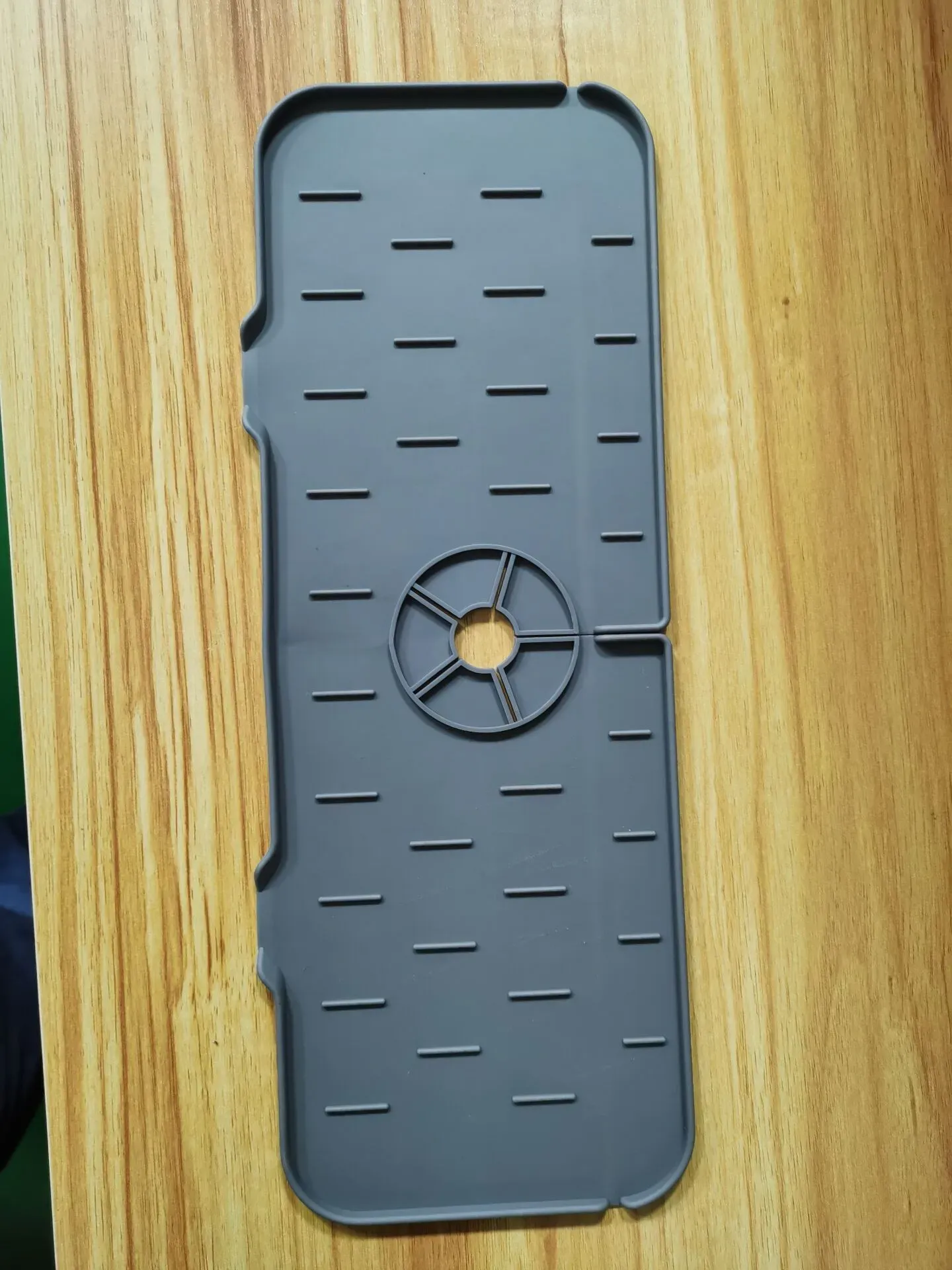 Égouttoir en silicone éponge pour robinet de cuisine, protection de comptoir et accessoire de salle de bains et de cuisine 6