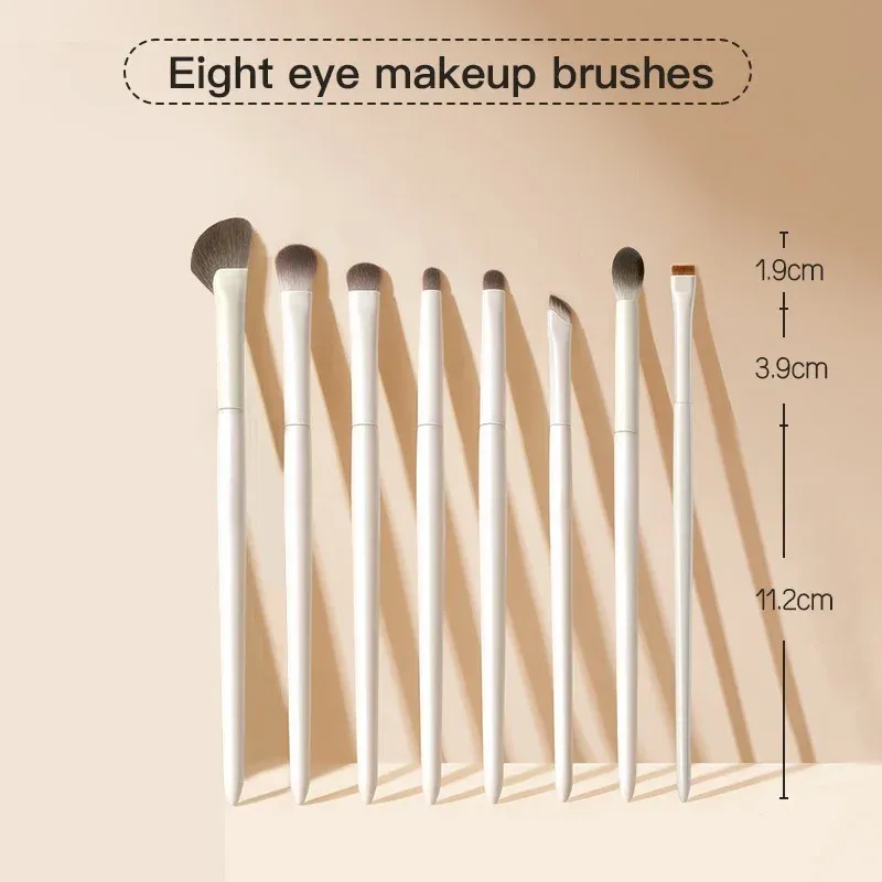 Pinceaux de maquillage pour les yeux, détail