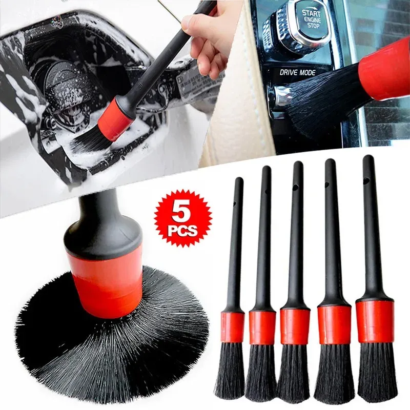 Brosses de nettoyage pour jantes et détails automobiles