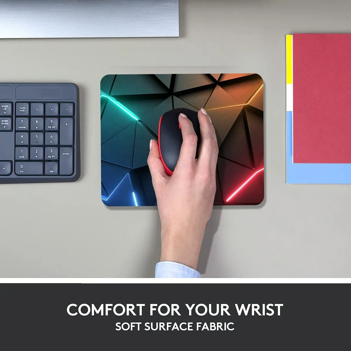 Tapis de souris avec clavier d'ordinateur