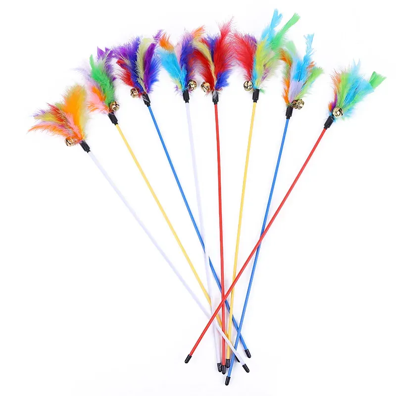 Jouet interactif pour chat avec tige teaser, clochette et plume (lot de 5, couleurs assorties) 12