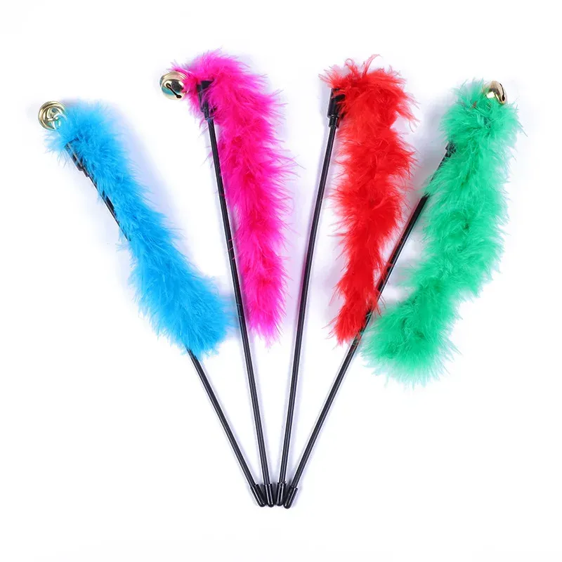 Jouet interactif pour chat avec tige teaser, clochette et plume (lot de 5, couleurs assorties) 10