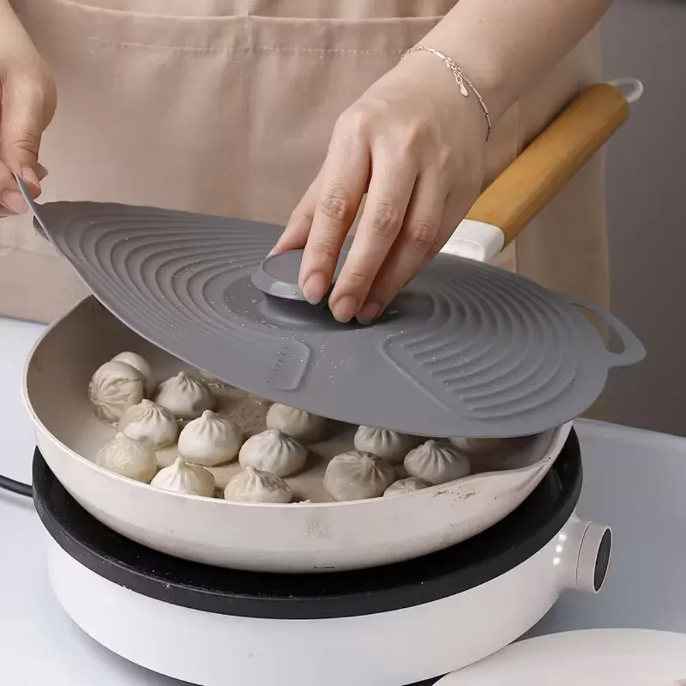 Couvercles en silicone anti-éclaboussures pour micro-ondes, réutilisables et résistants à la chaleur, adaptés aux bols, assiettes, casseroles, poêles, plaques de cuisson et fours 4