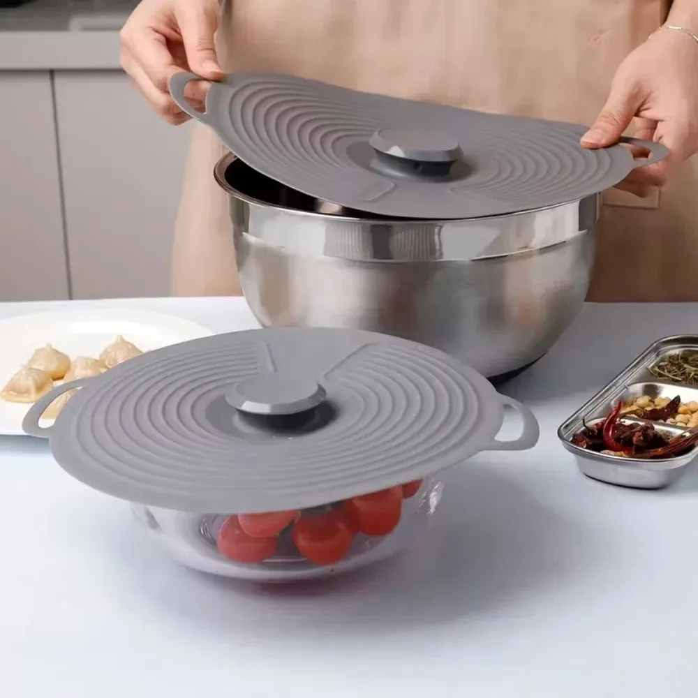 Couvercle silicone posé sur un bol