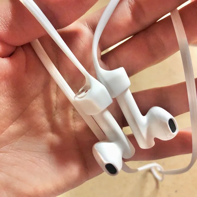 Cordon magnétique pour écouteurs AirPods, vue rapprochée