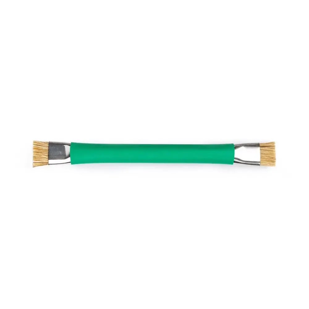 Brosse de nettoyage, vue rapprochée de l'ergonomie