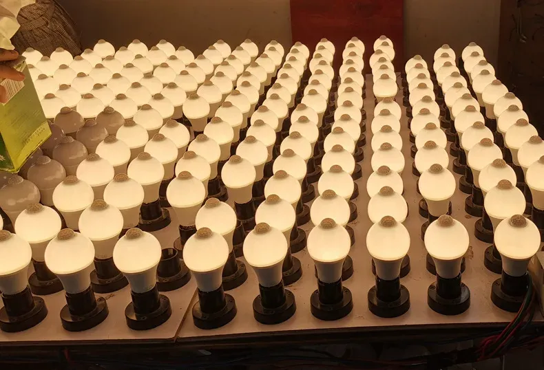 Détail de l'ampoule LED intelligente