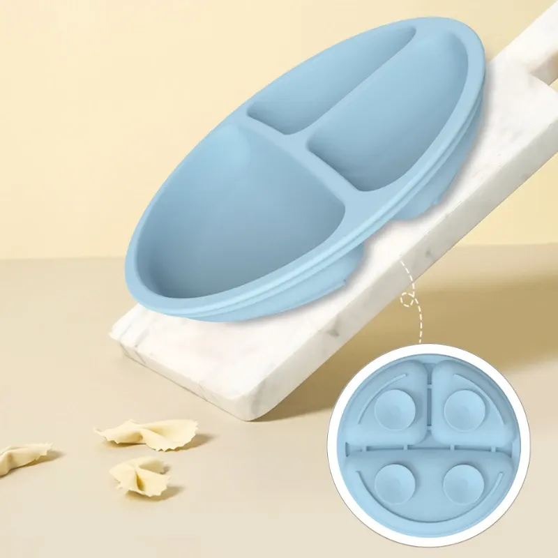 Vaisselle pour enfant en contexte