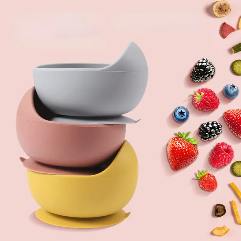 Vaisselle enfant en situation de repas