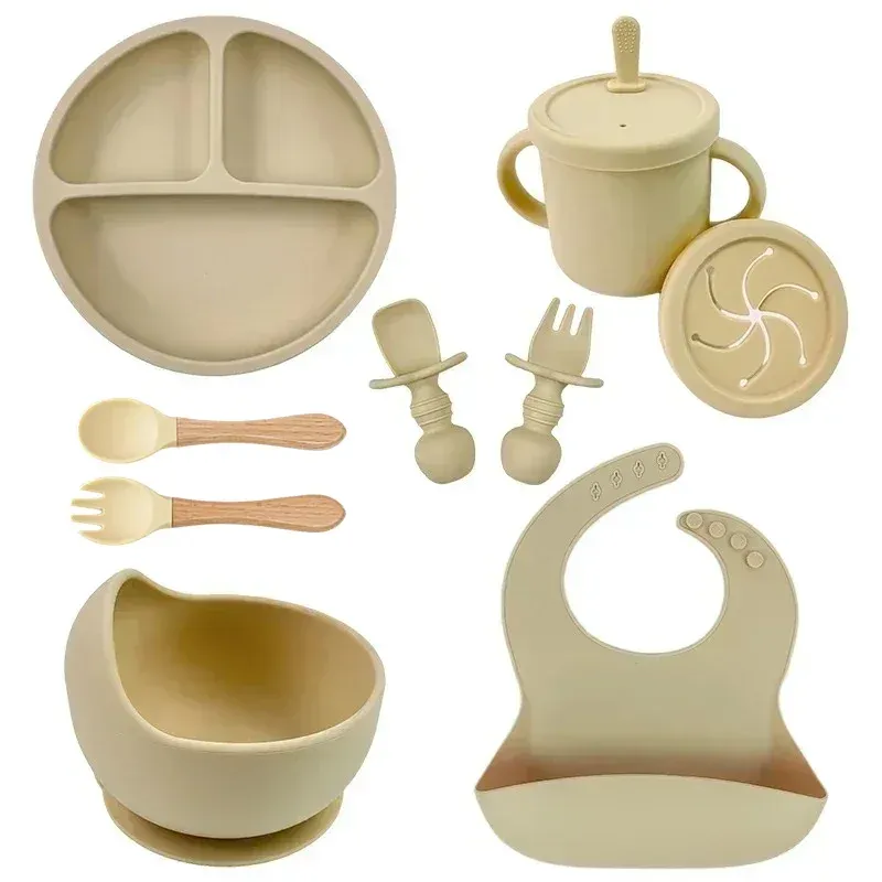 Ensemble de vaisselle en silicone de qualité alimentaire pour enfants, comprenant bol d'alimentation pour bébé, assiette à ventouse, tasse à paille, cuillère et fourchette en bois, vaisselle pour tout-petits 7