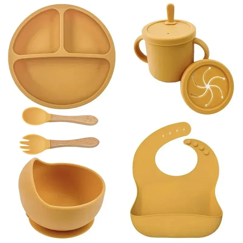 Ensemble de vaisselle en silicone de qualité alimentaire pour enfants, comprenant bol d'alimentation pour bébé, assiette à ventouse, tasse à paille, cuillère et fourchette en bois, vaisselle pour tout-petits 9