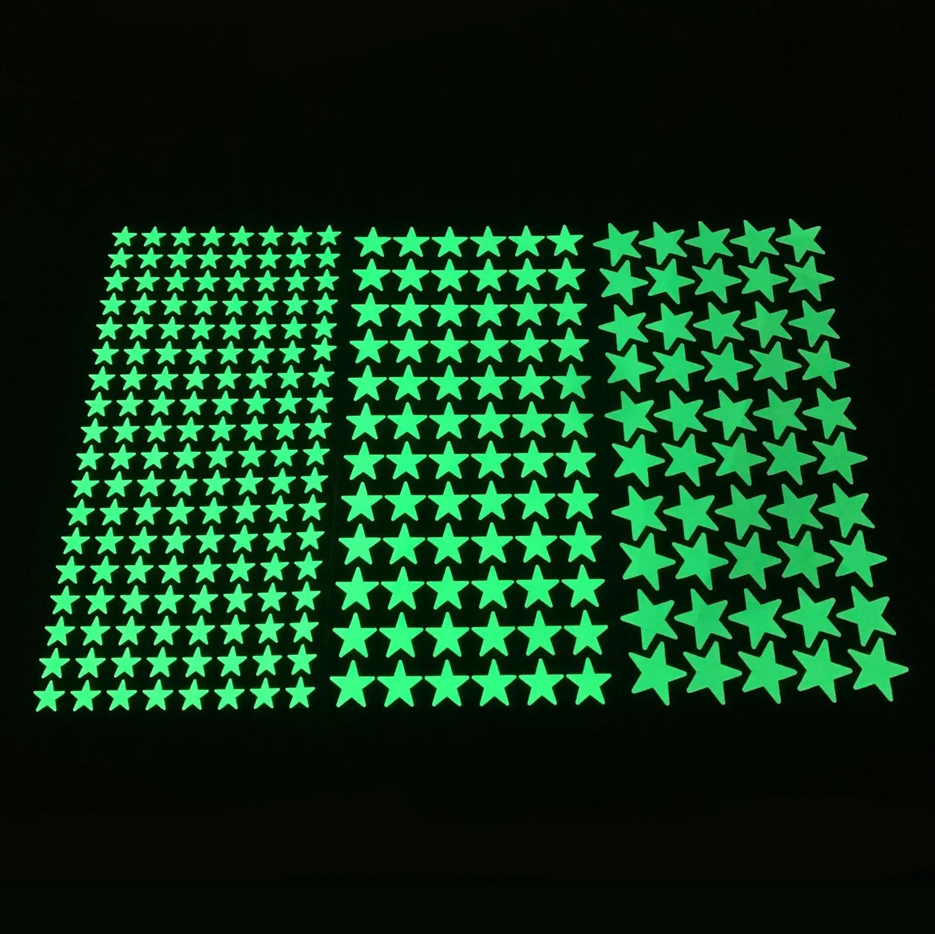 Autocollants muraux phosphorescents étoiles et points pour plafond de chambre d'enfant 2
