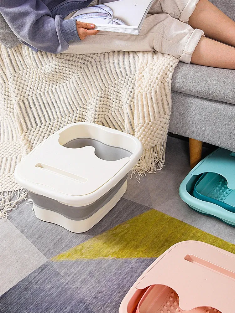 Bain de pieds pliable, en situation d'utilisation