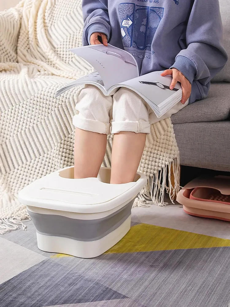 Bain de pieds pliable, ambiance détente