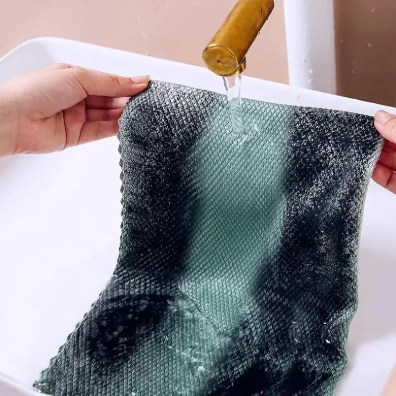 Chiffon de nettoyage en microfibre pour vitres, sans peluches, pour fenêtres, voitures, cuisines, miroirs, sans traces, réutilisable, chiffon à écailles de poisson, pour le polissage 4