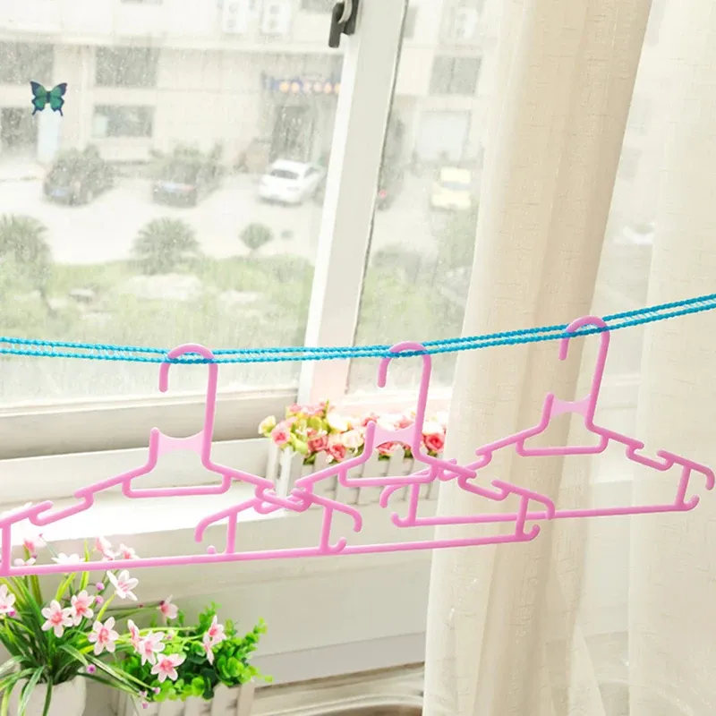 Corde à linge en situation de voyage