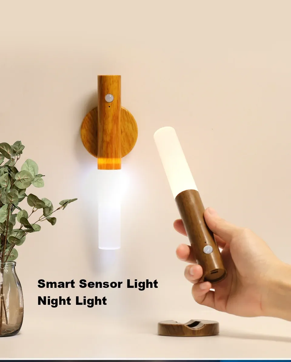 Lampe murale LED en bois avec détecteur de mouvement