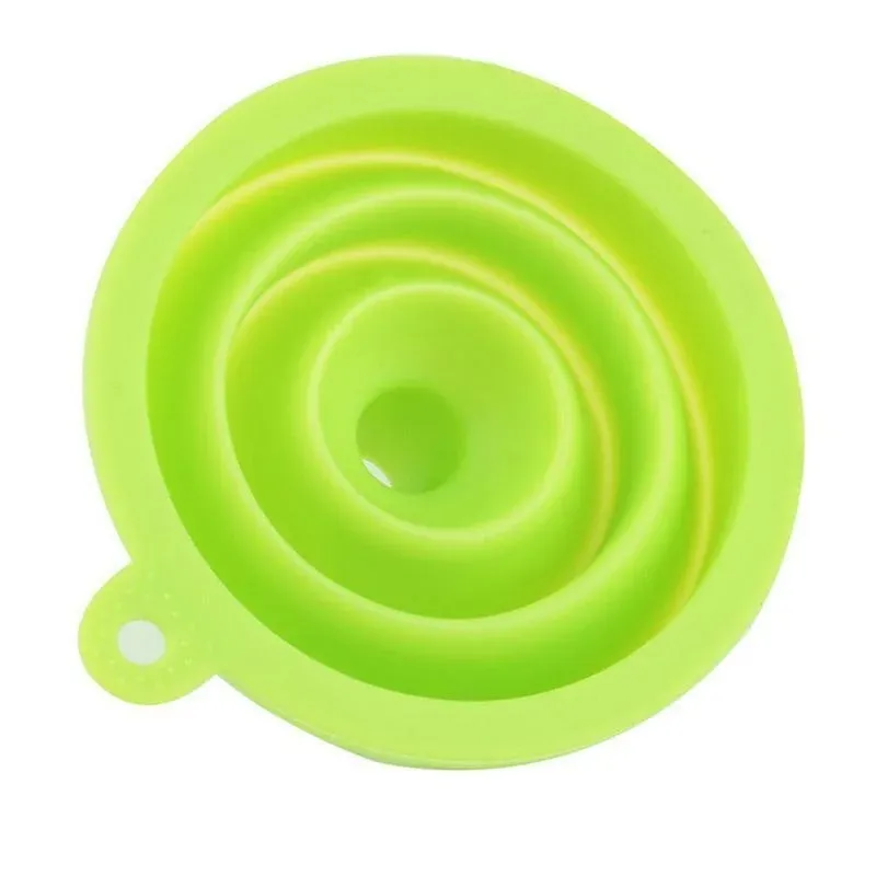 Entonnoir en silicone dans la cuisine