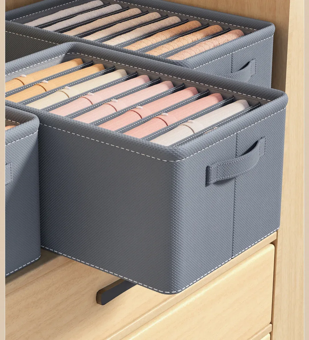 Organisation de vêtements pliés dans un tiroir