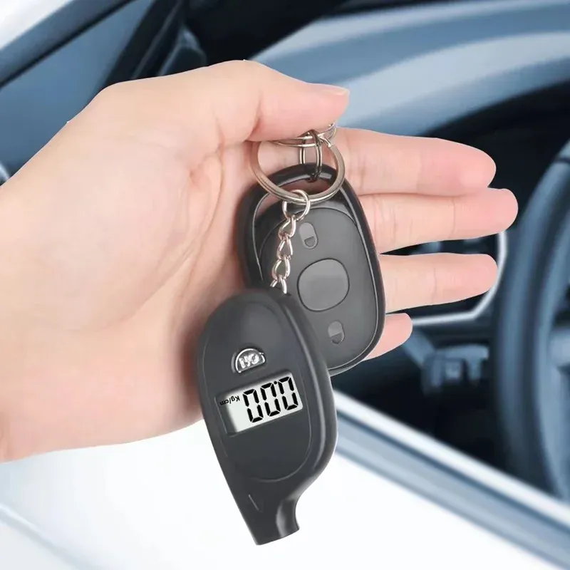 Manomètre pour pneus en situation d'utilisation