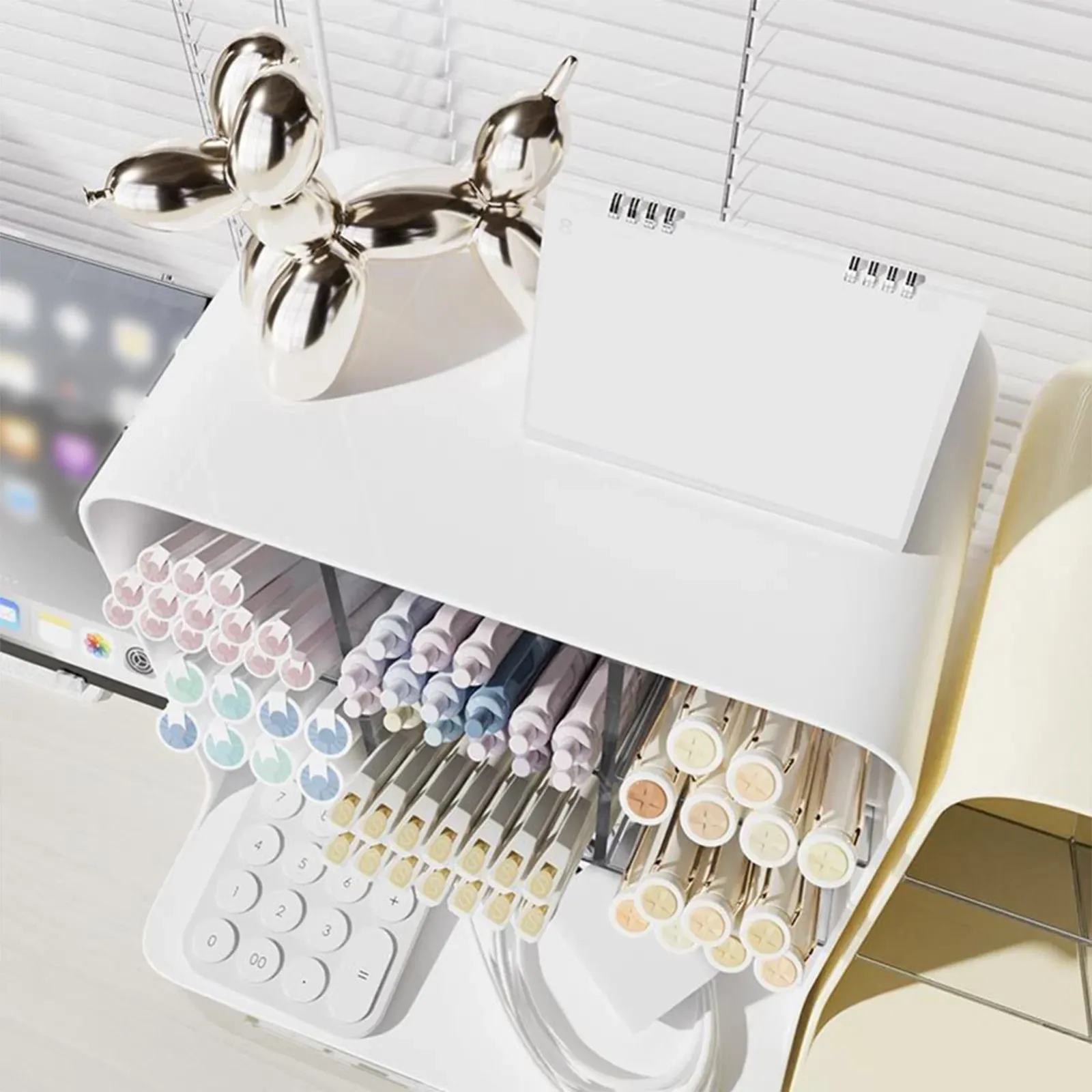 Organisateur de bureau transparent, finition