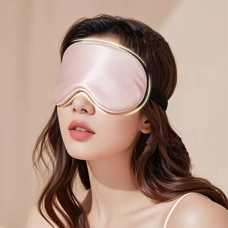 Masque de sommeil en soie, détail du design