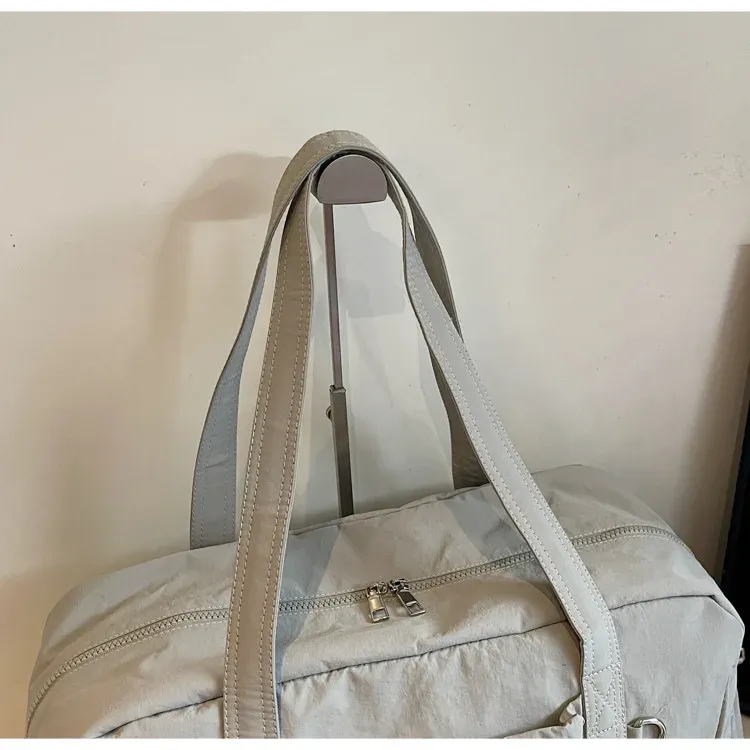 Sac de voyage, vue de face