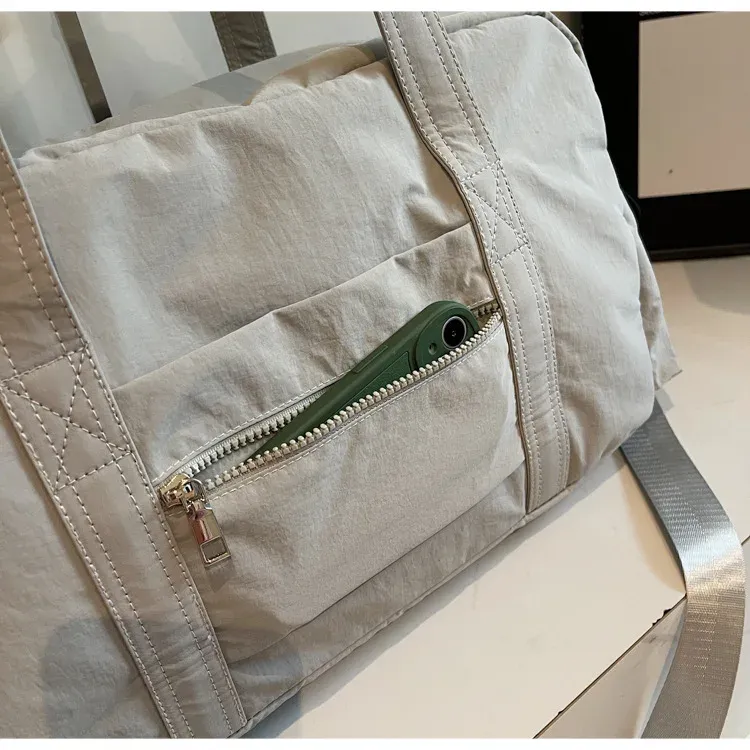 Sac de voyage, vue de côté