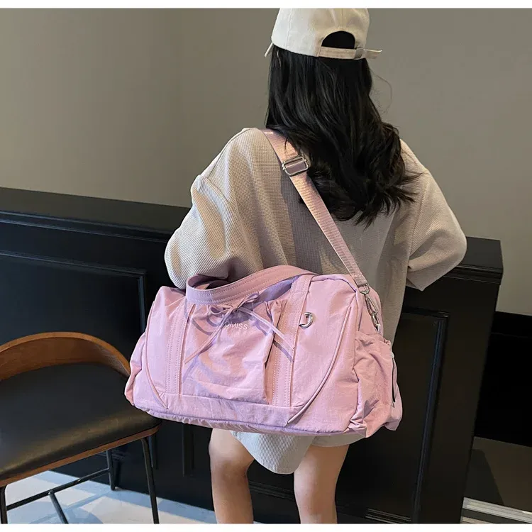 Sac de voyage, vue latérale