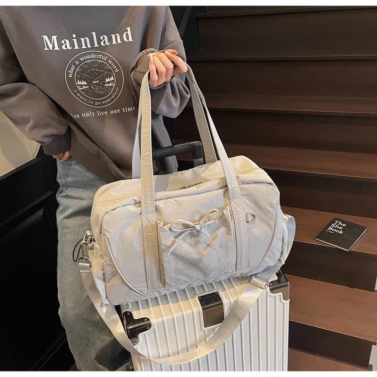 Sac de voyage, finitions