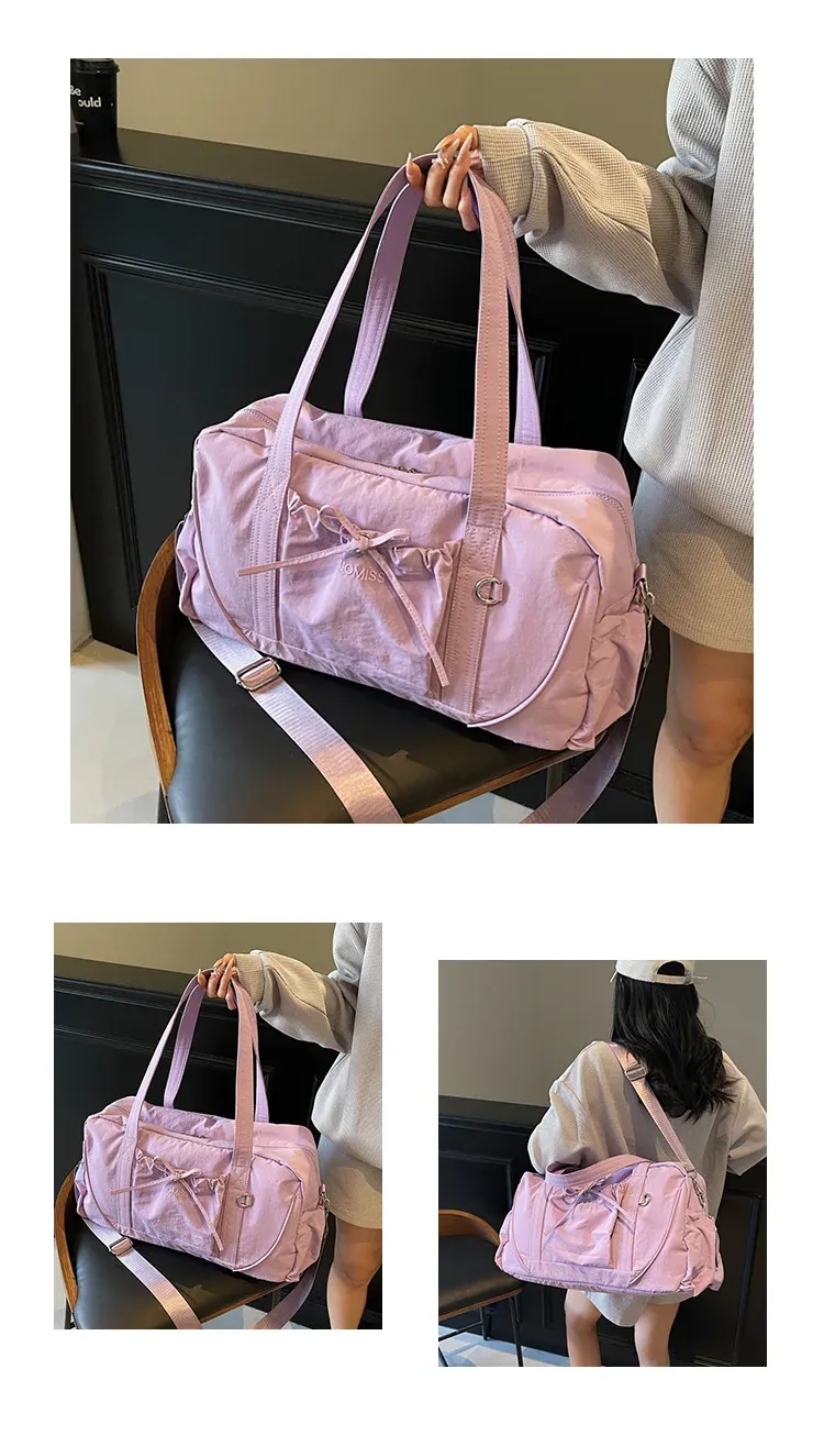 Sac de voyage, sous différents angles