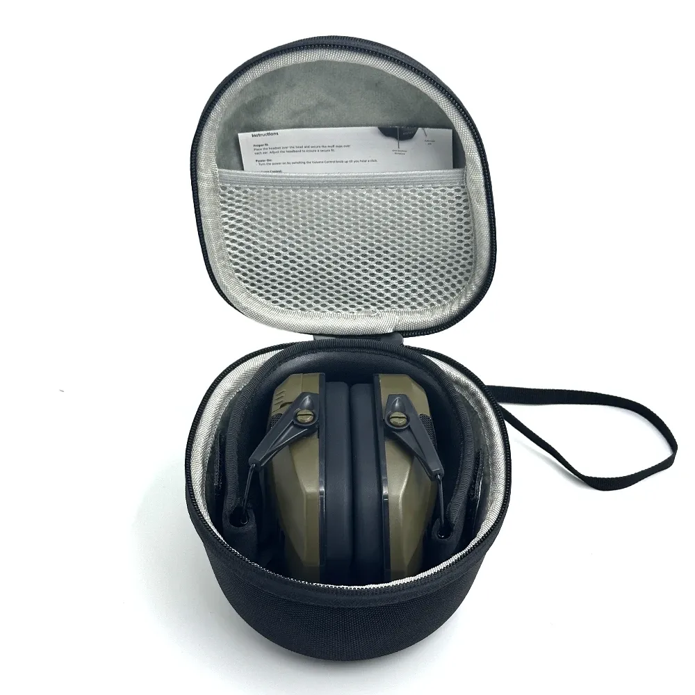 Détail du cache-oreilles électronique