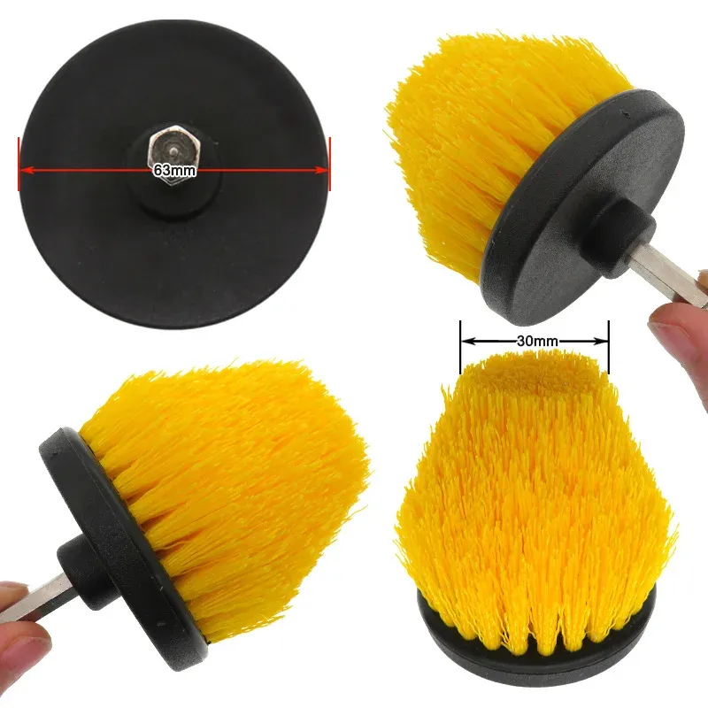 Utilisation de la brosse pour le lavage de voiture