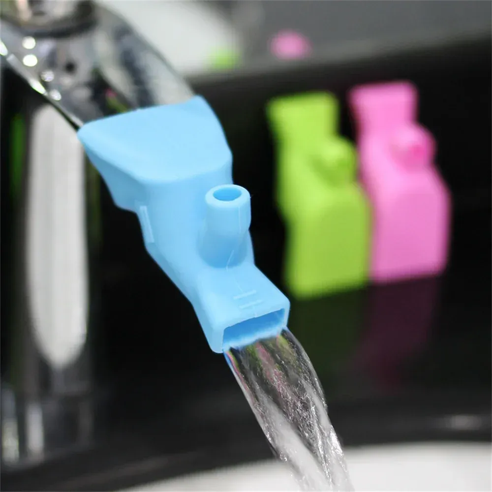 Rallonge de robinet en silicone flexible pour lavabo et évier, accessoire de lavage des mains pour enfants 6