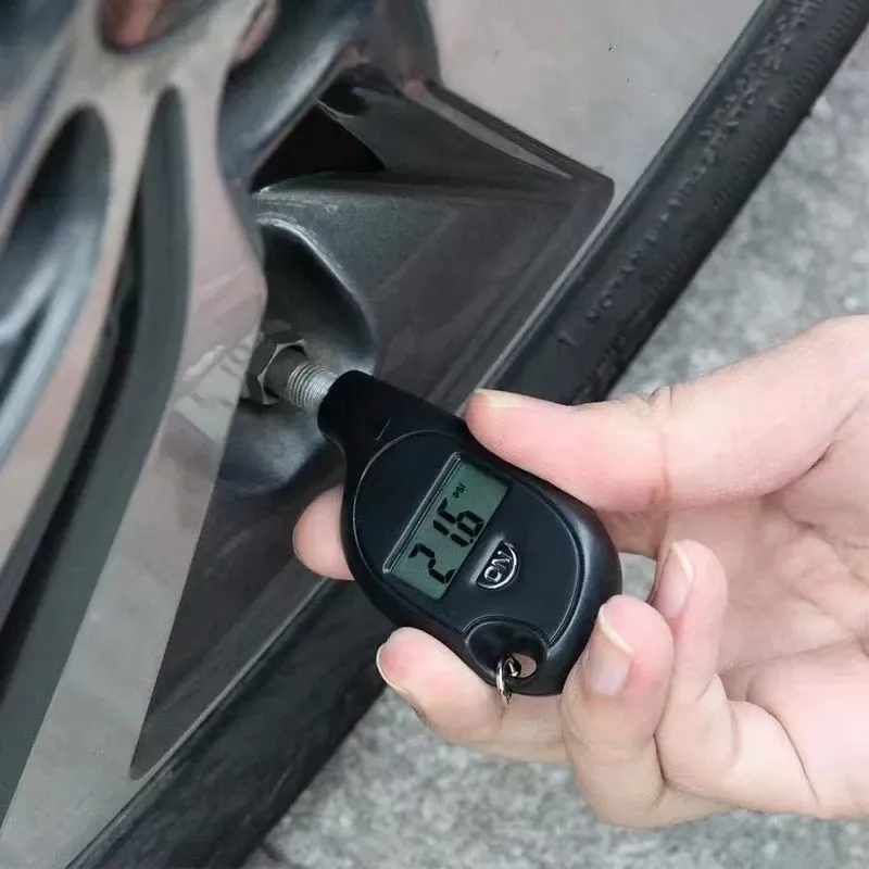 Manomètre numérique à écran LCD pour pneus, testeur de pression d'air pour voiture et moto, avec alarme de sécurité