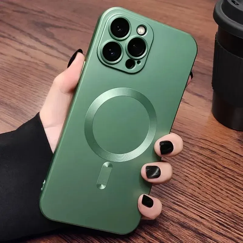 Coque de luxe mate, vue de profil